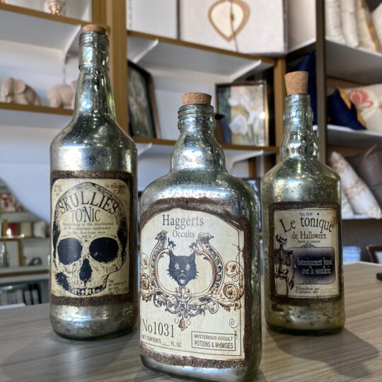 Conjunto de garrafas decorativas