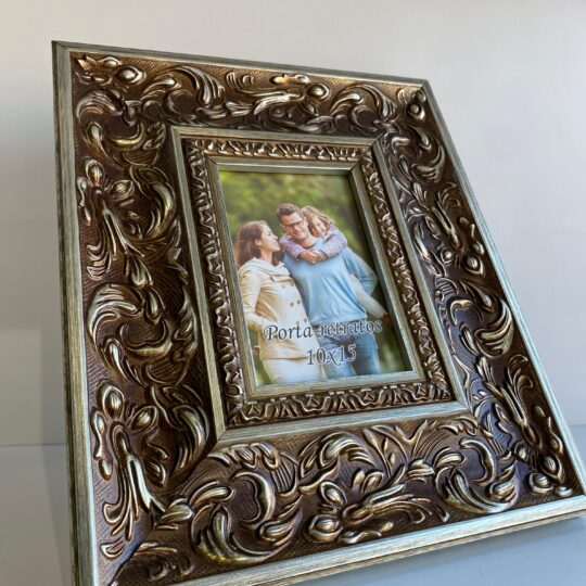 Porta retratro clássico champanhe